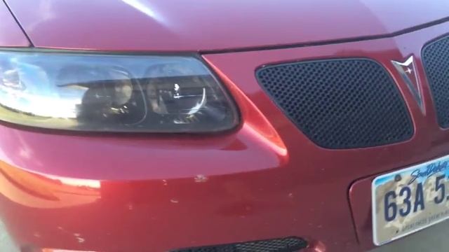 2005 Pontiac Bonneville SLE Startup & Review