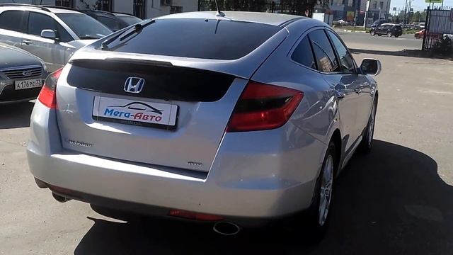 Один взгляд - тысячи слов с ресницами