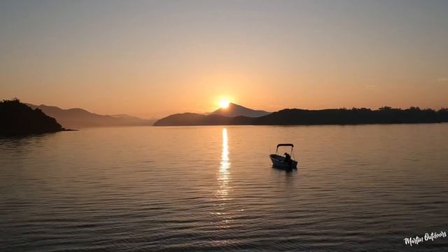 Think Twice About The Snooze Button.