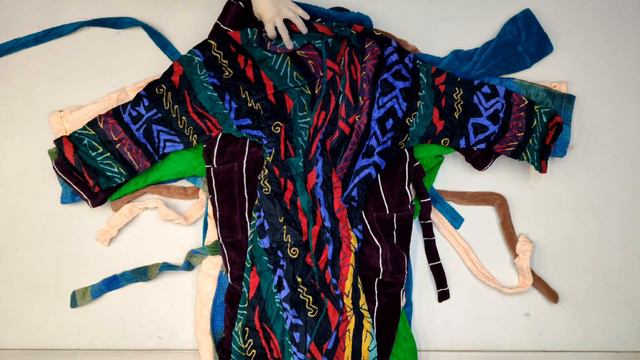 Продано! 120-128 #396 Халаты Крем+Экстра Голландия всесезон