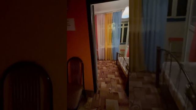 Продажа срочная! 39к$ 2-х комнатная вокзальная Киев  сталинка 3 этаж