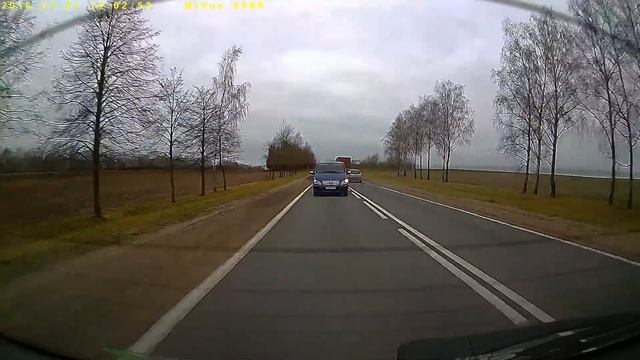 Mio MiVue™ 698  День   задняя камера