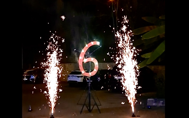 пиротехнические буквы 3.mp4