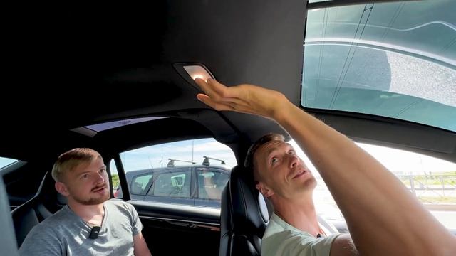 Тестирую Tesla Model X. Такая у меня работа.