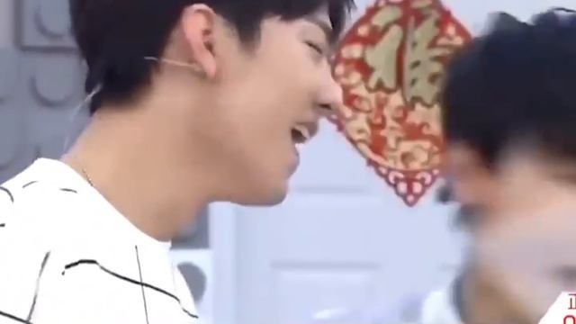 Tiêu Chiến Xin Giữ Tiết Tháo Xiaozhan Play Game With Xnine ( 720 X 720 60fps )