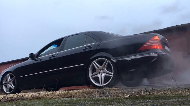 Мерседес W220