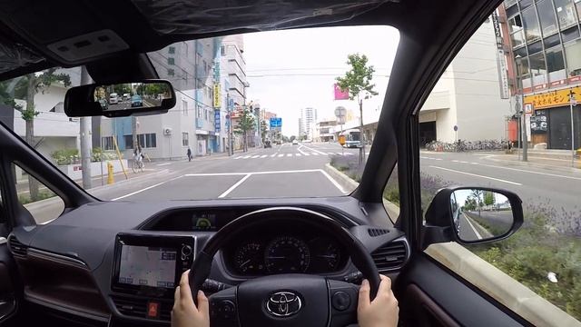 【Test Drive】2017 New TOYOTA ESQUIRE 2.0L 4WD - POV City Drive