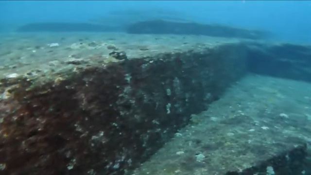 Dec-2014 Yonaguni-island  海底遺跡