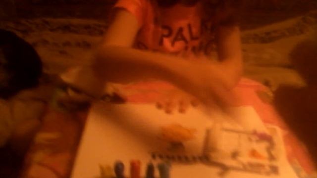 Открываем набор игрушек-липучек.