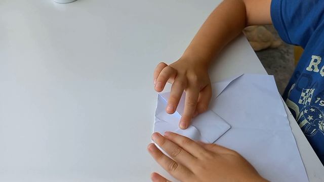 Как сделать самолётик, который очень далеко летает. Оригами, самолётик из бумаги