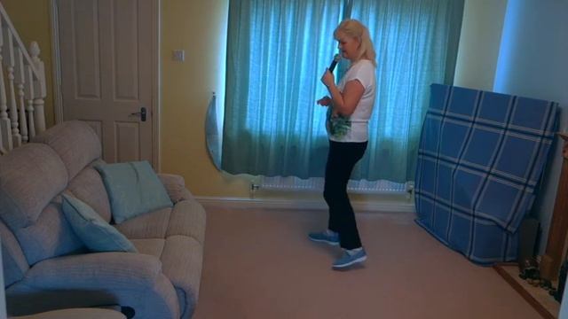 Beautiful Sunday - Line Dance (teach, Walk Through & Dance)