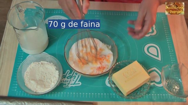 Prajitura Cu Foi De Cacao, Crema De Vanilie Si Glazura De Ciocolata - DELICIU! ( Cu Subtitrare) #34