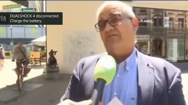 DUALSHOCK 4 Disconnected Charge The Battery .