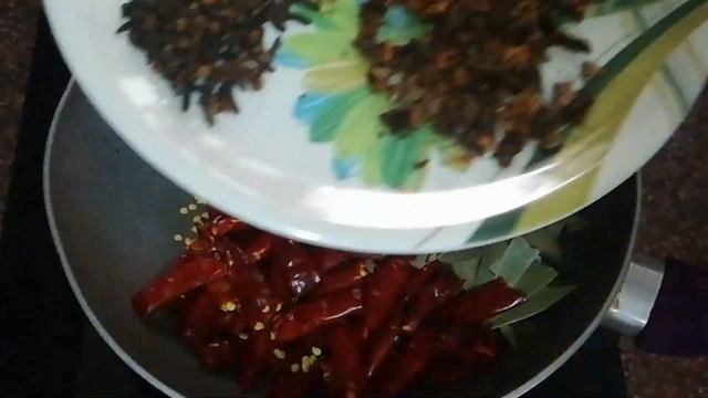 Hyderabadi Biryani Masala Powder Recipe | Biryani Masala Powder Recipe In Telugu | Homemade Biryani