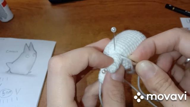 Вяжем маленького Тоторо. Часть 3.