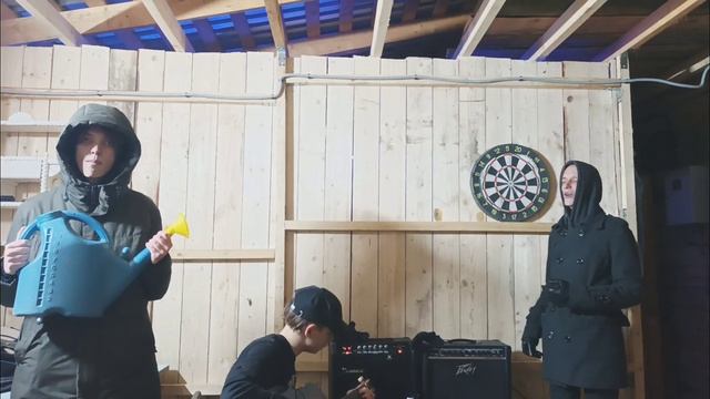 Все идёт по плану - Гражданская оборона