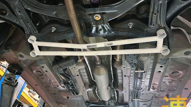 Toyota Sienta XP170 (2015- 2021) Ultra Racing Safety Strut Bars