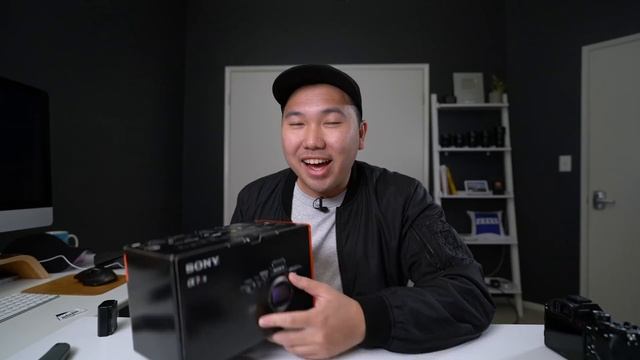 I bought a USED CAMERA from Amazon Warehouse!