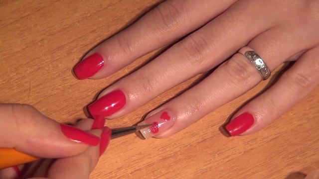 Маникюр с сердечками /на день св. Валентина