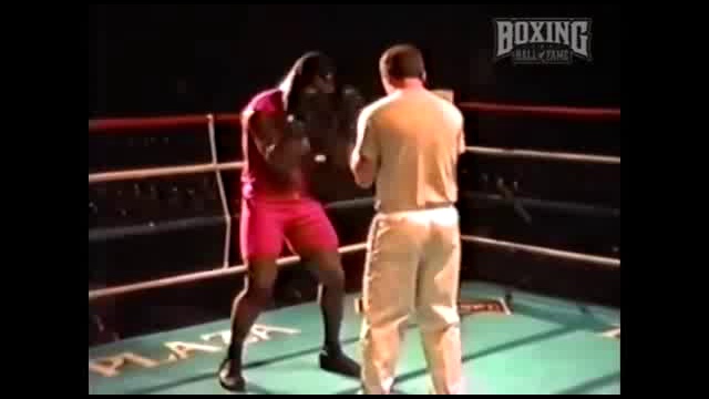 майк тайсон работа на лапах с кевином руни 