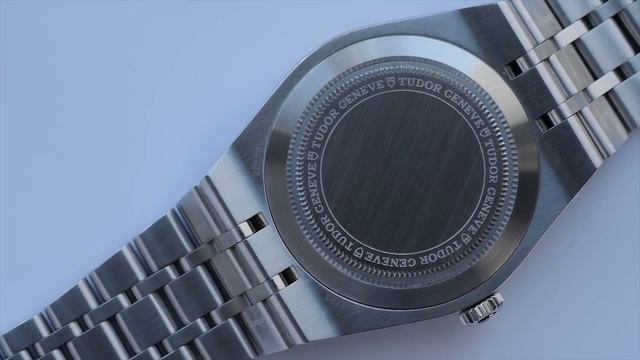 [4K] Tudor Royal (2020) 38mm Hands-on Review, Analysis, Wrist Shots & Beyond  | Hafiz J Mehmood