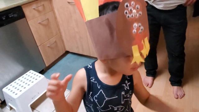 How To Make A Simple Thanksgiving Turkey Dinner! Marceli Bakes His First Turkey!