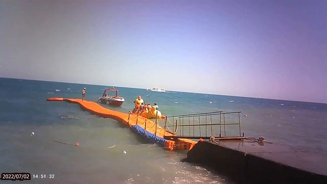 Ялта пляж экстремальная посадка на банан