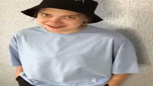 Русский и Американец в кафе