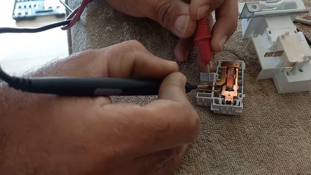 Recupere A Trava Da Tampa Lavadora Eletrolux LT 12B Resolvido