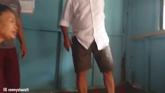 LEBARAN HARI KE 2 KERUMAH ASISTEN SAYA || LANJUT KERUMAH NYONYA MENIR || Renny Wong Ndeso