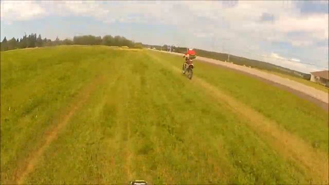 Suzuki Rmz250 Wheelie Montage 2
