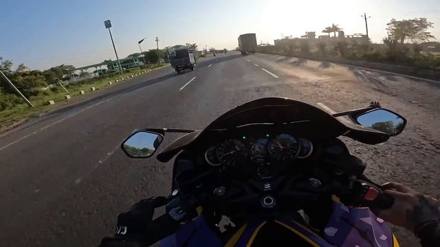 Police Ko Aana Pada Meetup Pr Bmw Aur Hayabusa Ko Bachaney ?