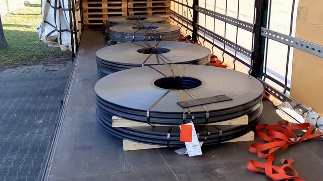 КАК ДАЛЬШЕ ЖИТЬ? ЗАКОНЧИЛСЯ ГАЗ, ИЩУ ПО ВСЕЙ ЕВРОПЕ. ДАЛЬНОБОЙ.