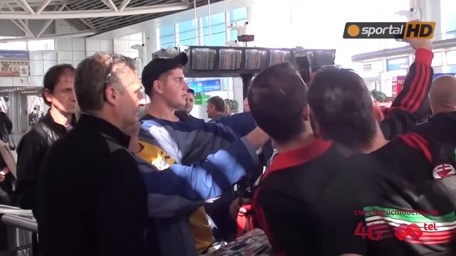 Даниеле Масаро пристигна за мача на Стоичков