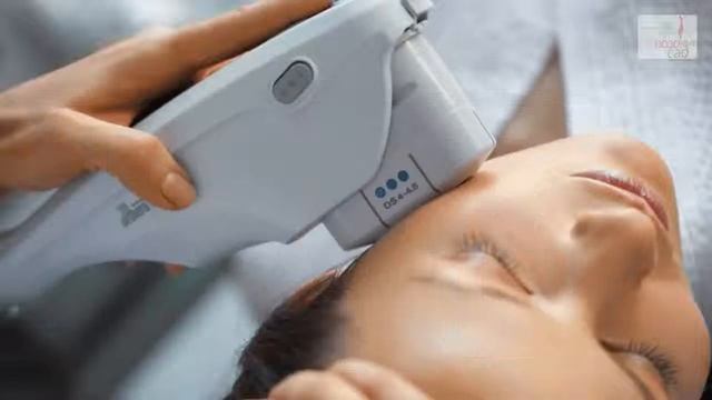 Чистка лица в медико-эстетическом центре 