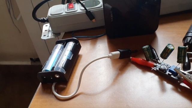 Адаптер зарядного устройства для профессиональных камер