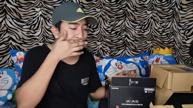 VLOGGING CAMERA UNBOXING | FUJIFILM X-A5