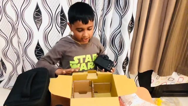 Unboxing Canon 250D Camera By MKZ...