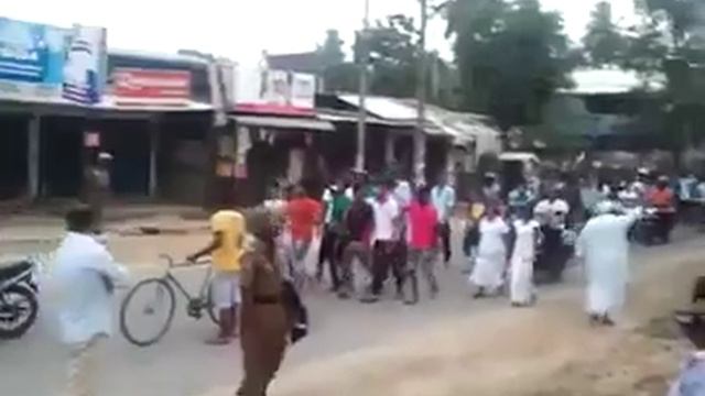 Sri Lanka Footage Video Aluthgama Dharga Town Clash Who Started