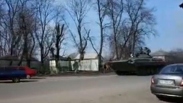 Военная техника - Харьковская обл. с. Липцы 15.03.2014