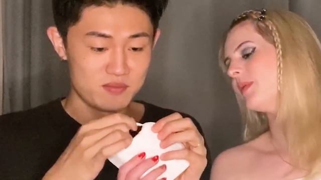 [AMWF] PERIOD TALK WITH MY BOYFRIEND! (Korean British Couple)
