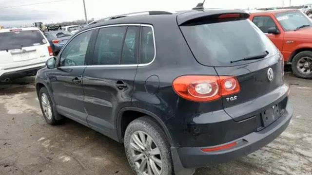 VOLKSWAGEN TIGUAN  Year: 2010  VIN: WVGAV7AX0AW504374  Price: 1250$