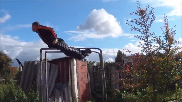 Комбинация элементов на уличных брусьях №1[oregon Atc 9k]