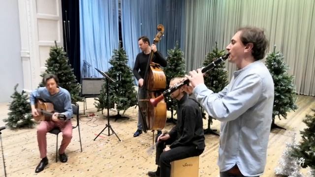 Э. Перейра. Музыка из анимационного фильма Angry Birds.mp4