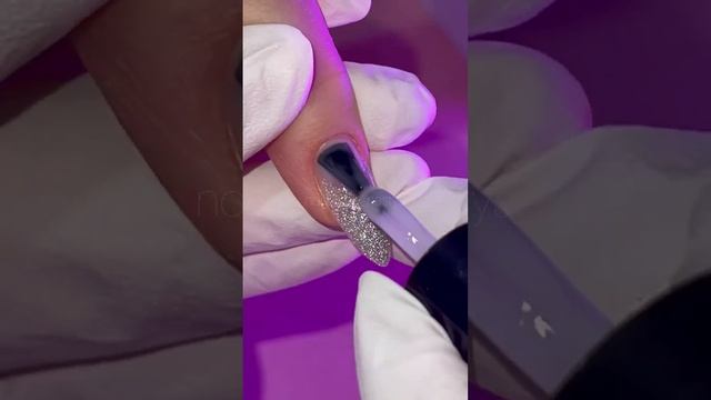 Аквариумный градиент светоотражающей базой? #маникюр #nailtutorial #manicure #naildesign #мкногти