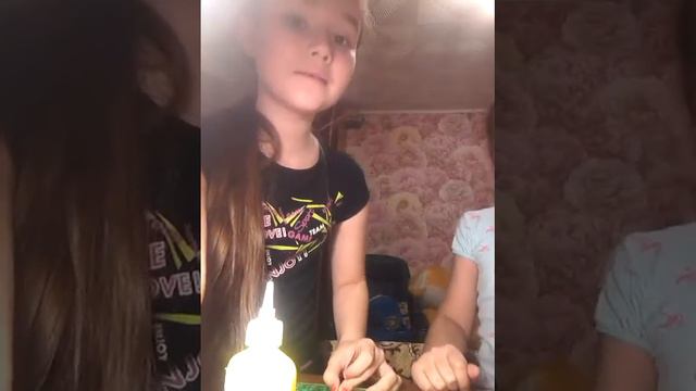 Видеурок   как  делать  стрекозу,  этот  видеоурок  я  провожу  вместе  с    любимый  сестрой