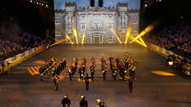 Het Mineurslied Klinkt Tijdens De  Belfast Tattoo 2016