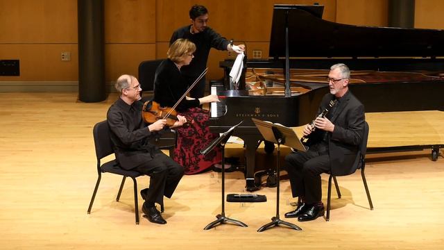 Libby Larsen: Slang (1994)