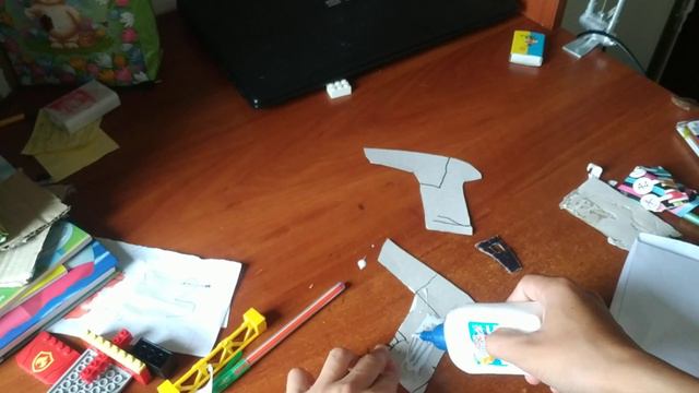 как сделать из картона пистолет