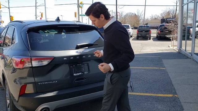 2020 Ford Escape Titanium Hybrid | How To Open The Trunk